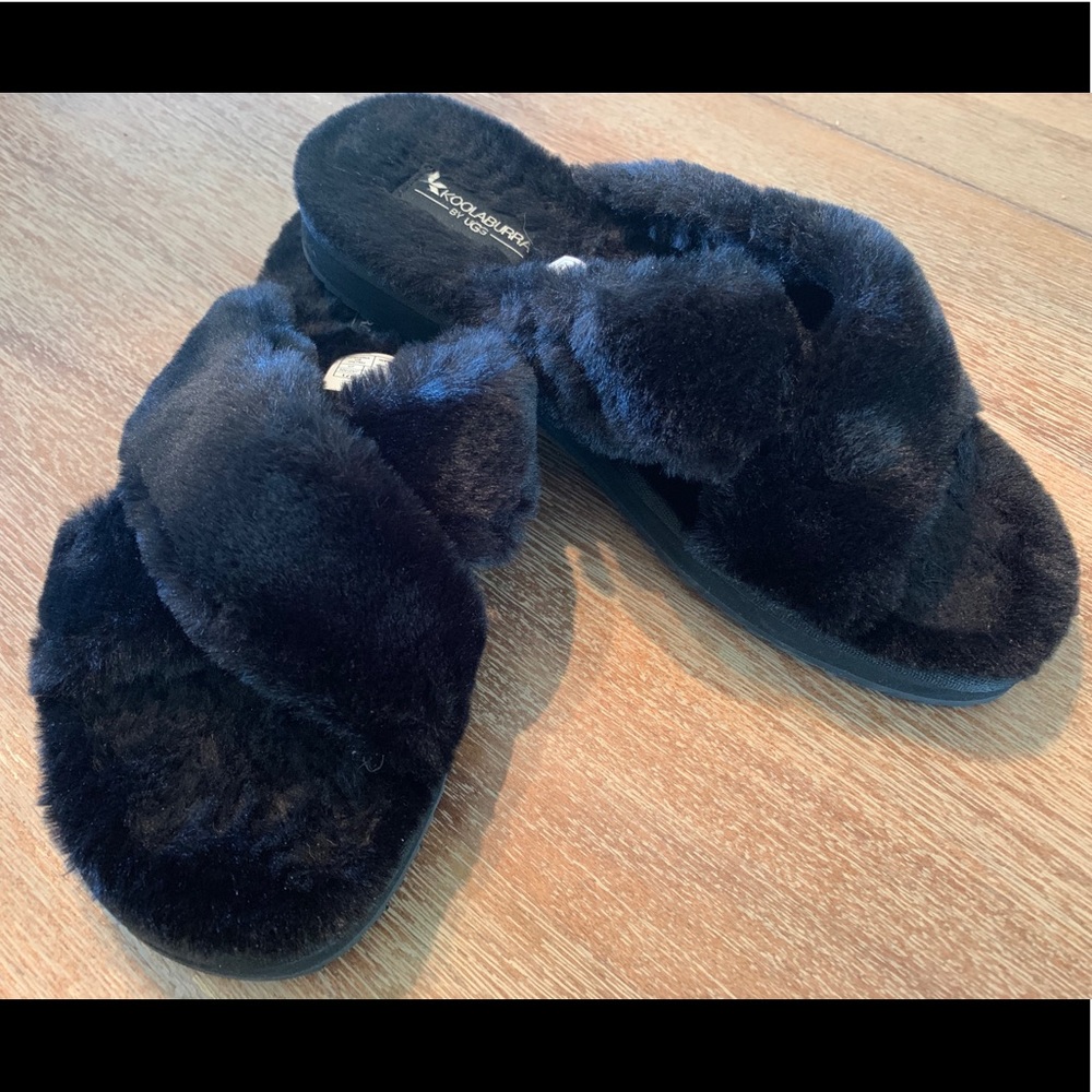 Kookaburra Ballia Black Slippers